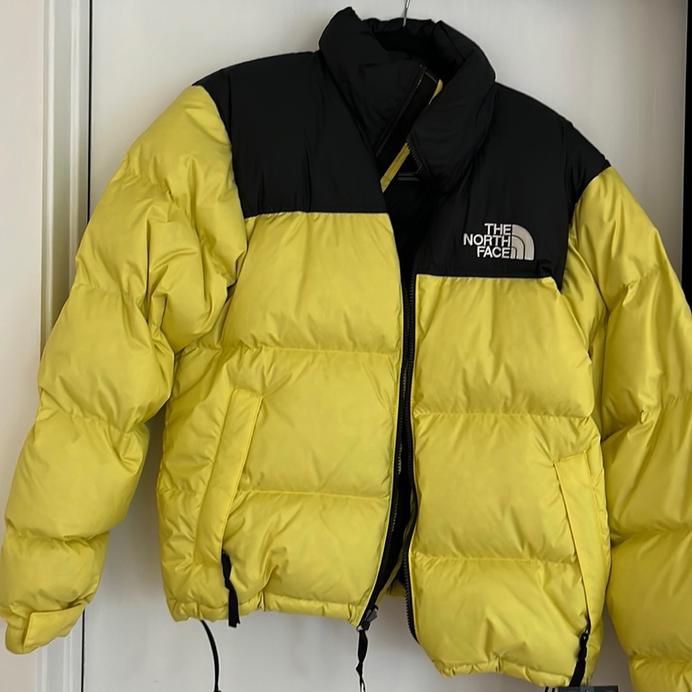 The North Face 700, new